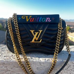 Louis Vuitton New Wave Chain Bag Purse Clutch Black Gold Rainbow MM LV Mint
